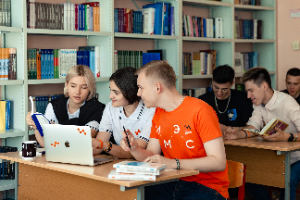 Студенты ИМЭС приняли участие во Всероссийском экономическом диктанте!